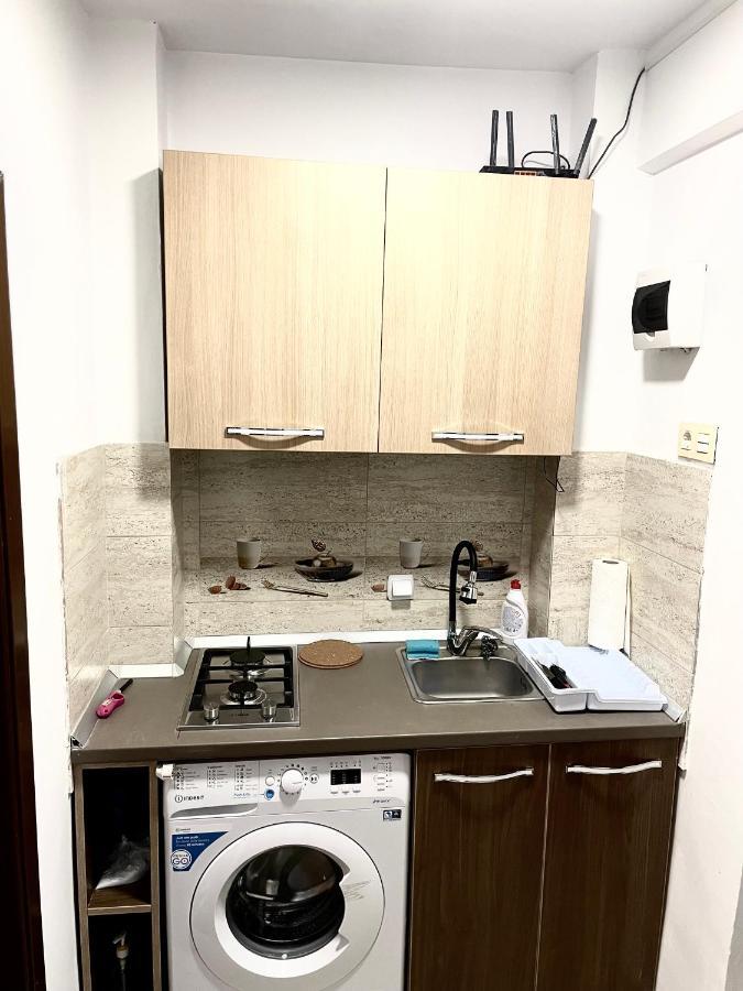 Appartement Studio Vio à Tulcea Extérieur photo